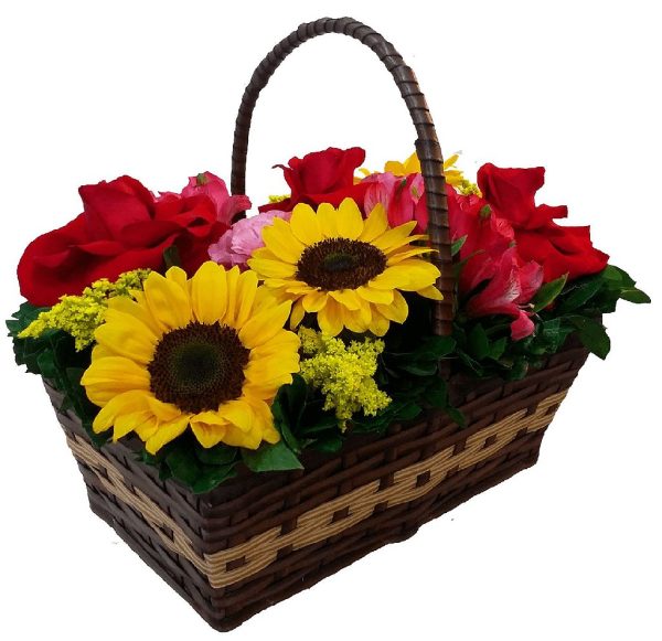 CESTA DE GIRASSÓIS COM ROSAS COLOMBIANAS