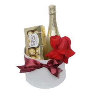 Box Chocolate + Vinho + Rosa Colombiana